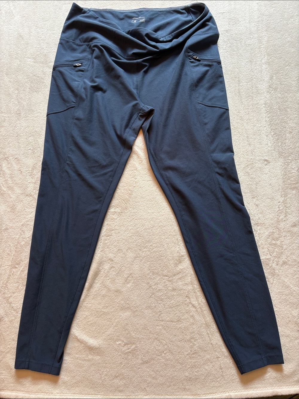 EDDIE BAUER NAVY PERFORMANCE LEGGINGS